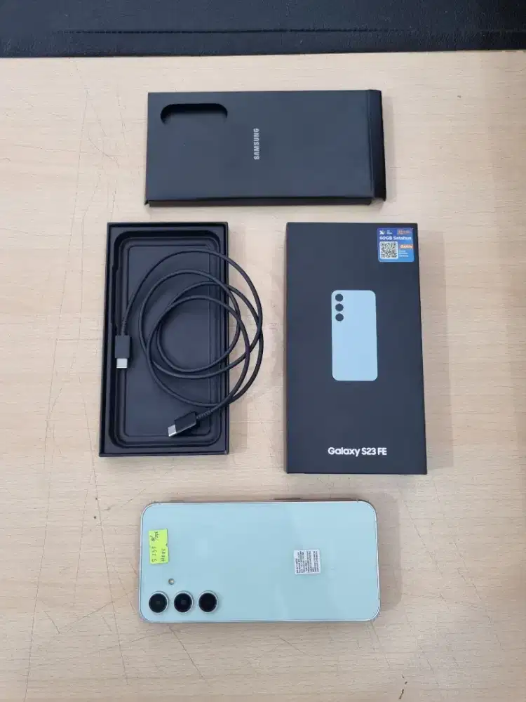 Samsung Galaxy S23 FE Second/Sein 8/256 GB Fullset