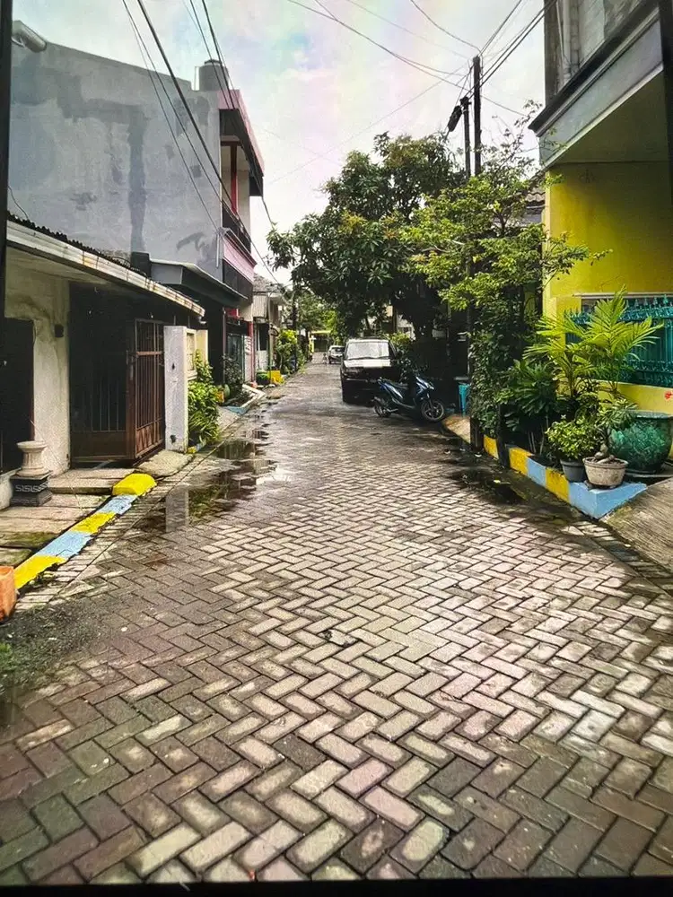 Rumah sangat strategis jual turun harga