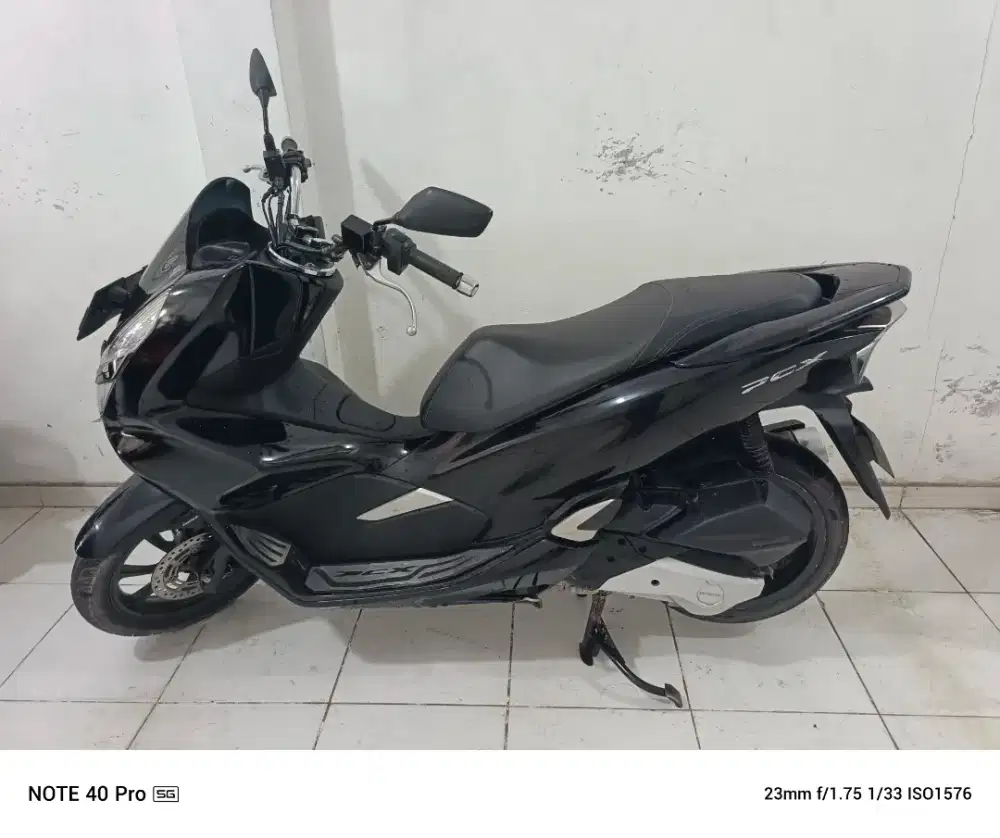 Jual beli PCX th2018 seberang warung mas bro hairi motor s adam bjm