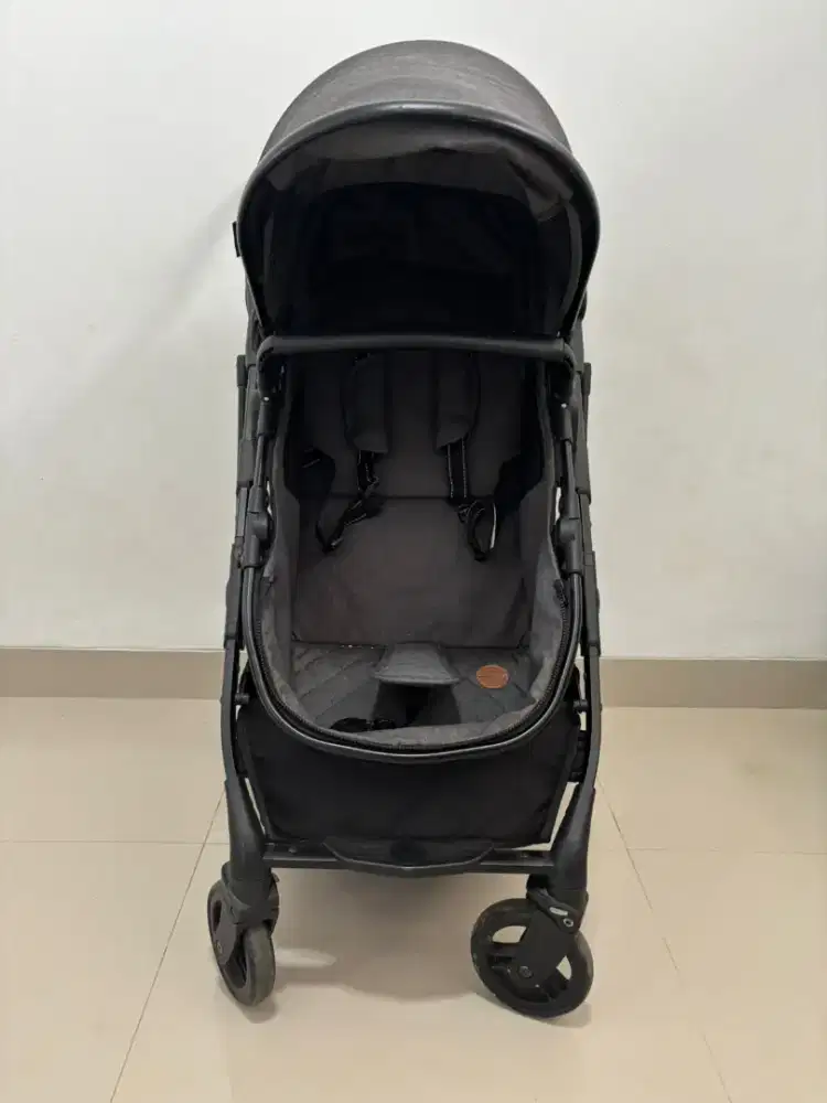 Stroller babydoes