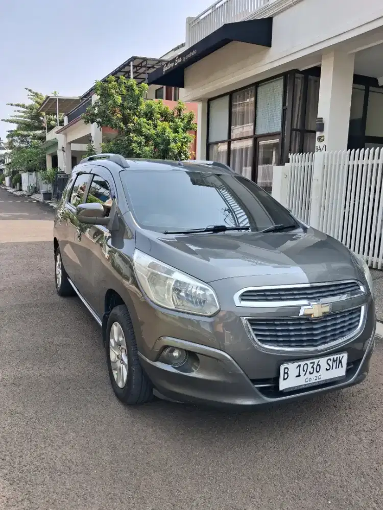 Chevrolet Spin LTZ Matic Bensin 2013 Mobil Cakep