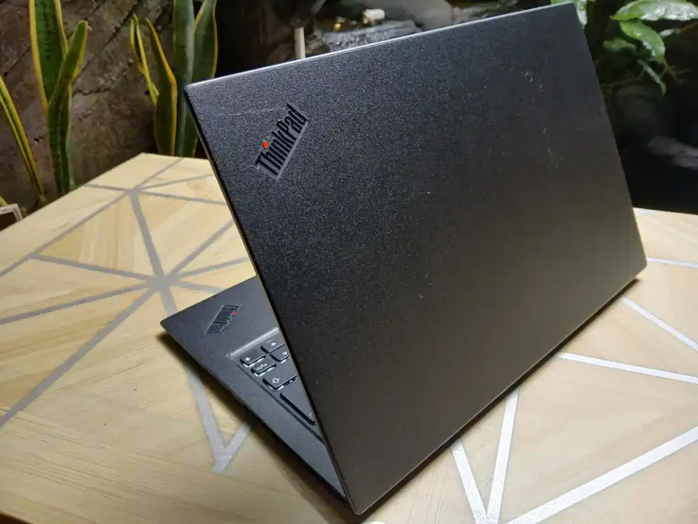 Lenovo Thinkpad X1 Carbon 6th Gen