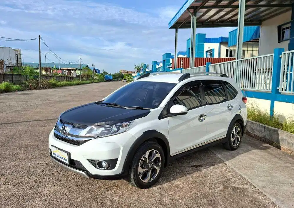 Honda BR-V E 2017 Siap Pakai Bergaransi