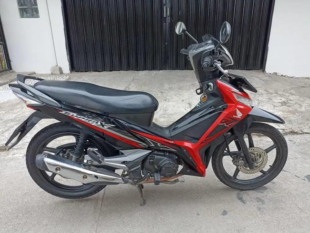 Dijual Honda Suprax 125 th 2018