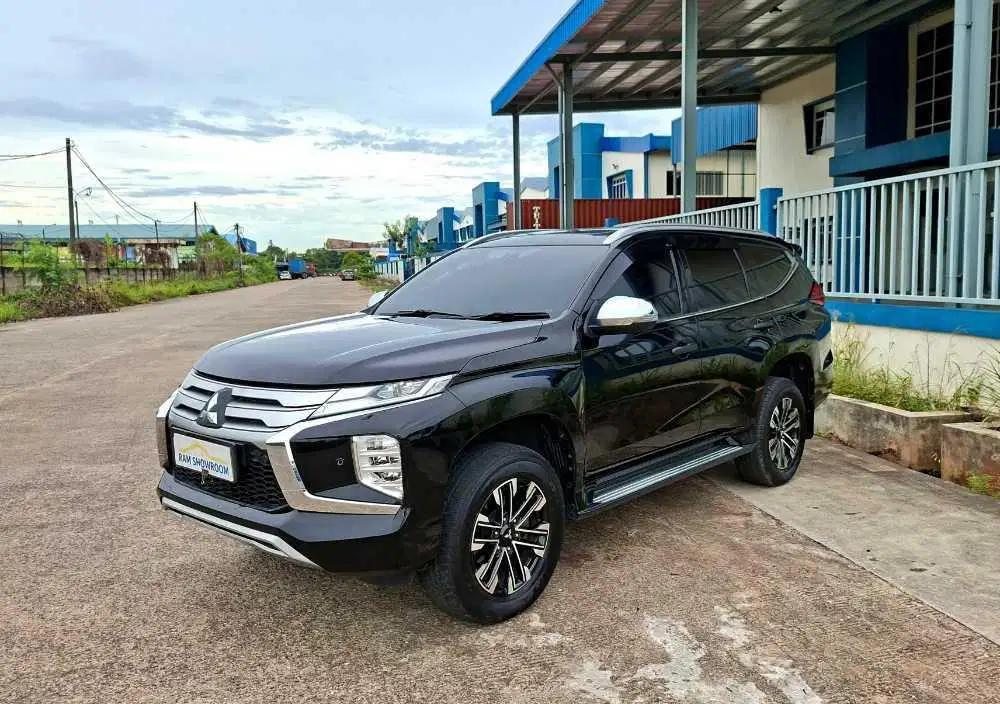 Mitsubishi Pajero Sport Dakar 4x2 2023 Siap Pakai Bergaransi