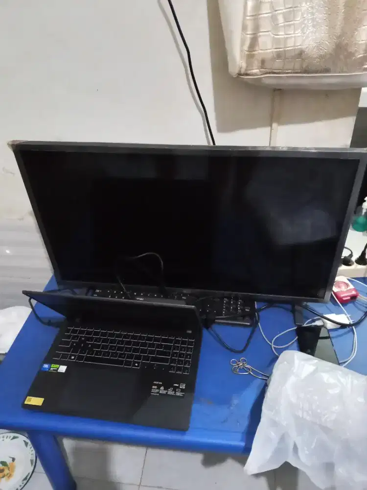 Di jual Smart TV 32' sampai deal