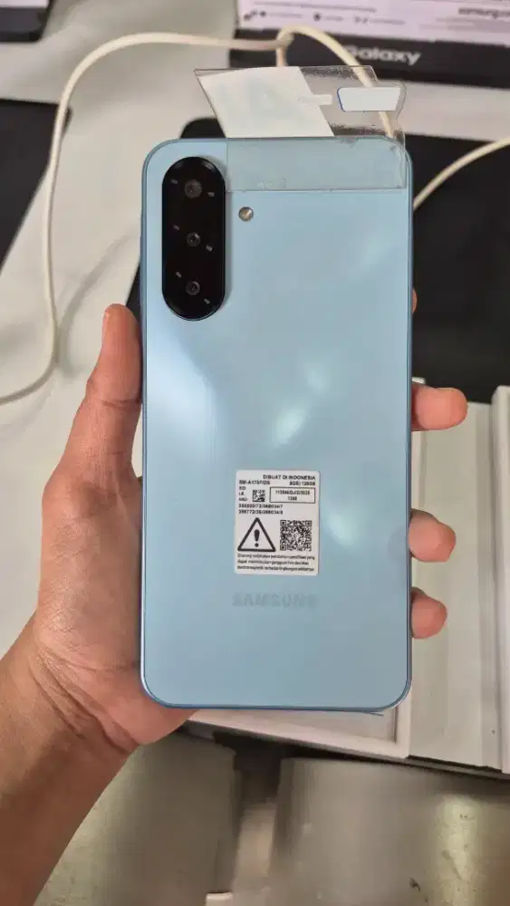 Samsung Galaxy A17 RAM 8/128GB (Garansi Resmi 1 Tahun)
