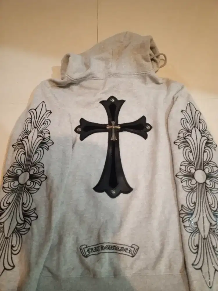 jaket salib unik