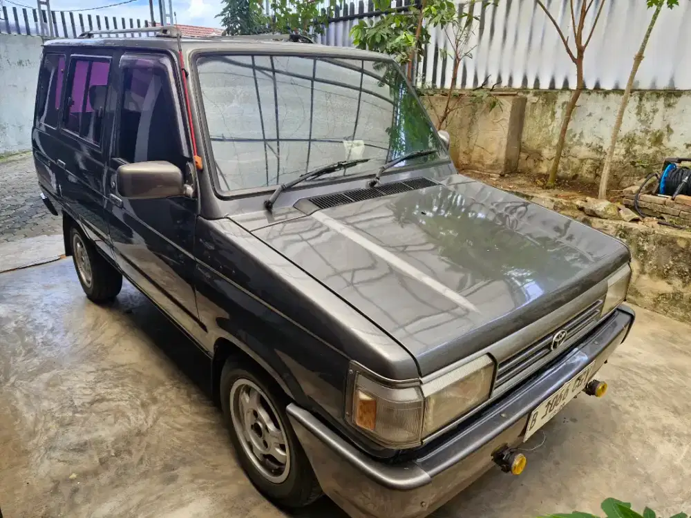 Dijual toyota kijang Super Kf 42 short tahun 1995