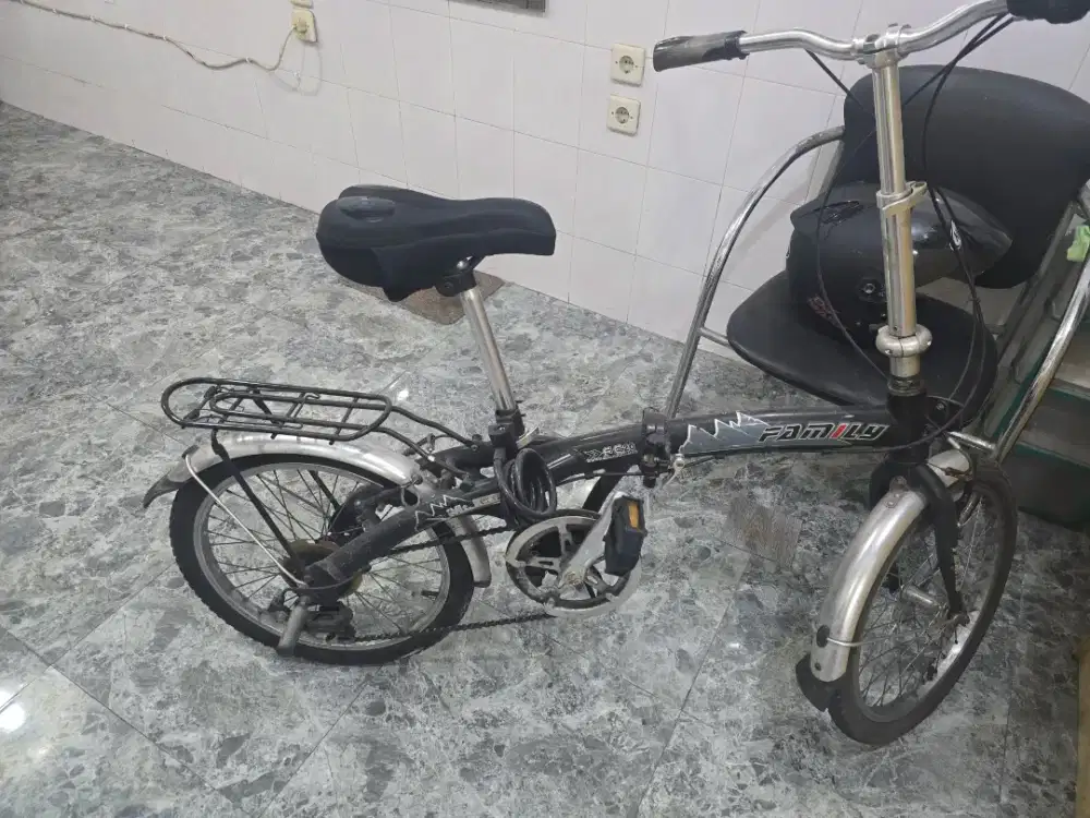 Di jual Sepeda lipat merek family