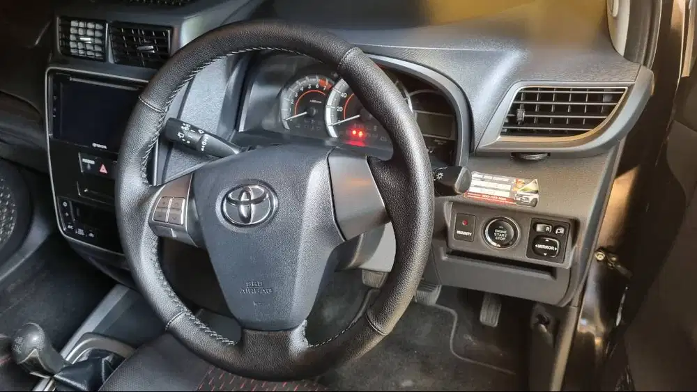 Jual Avanza Veloz 1.5 MT
