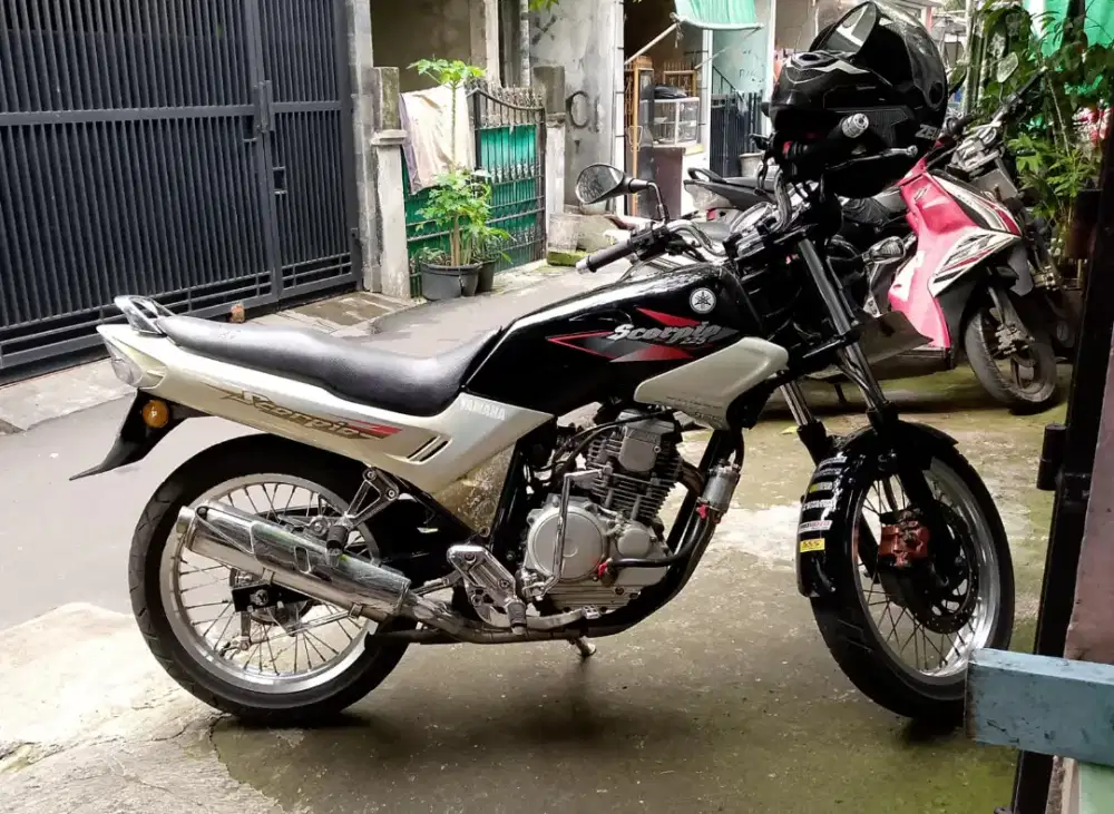 Scorpio tahun 2006