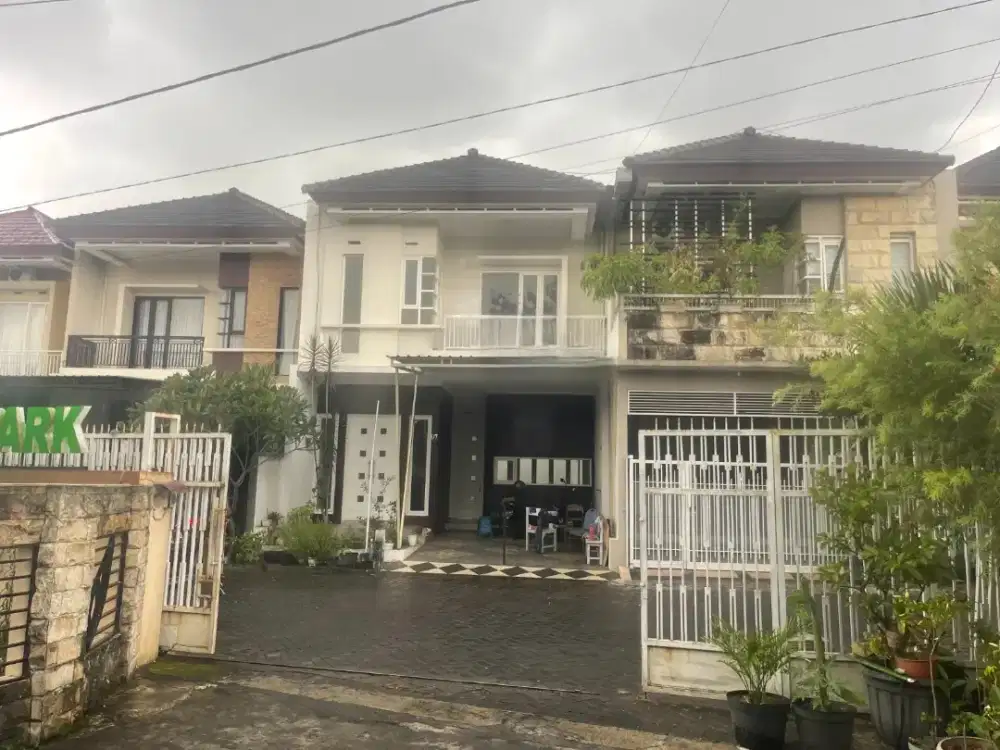 Rumah dijual di Jalan Ikan Piranha Kota Malang