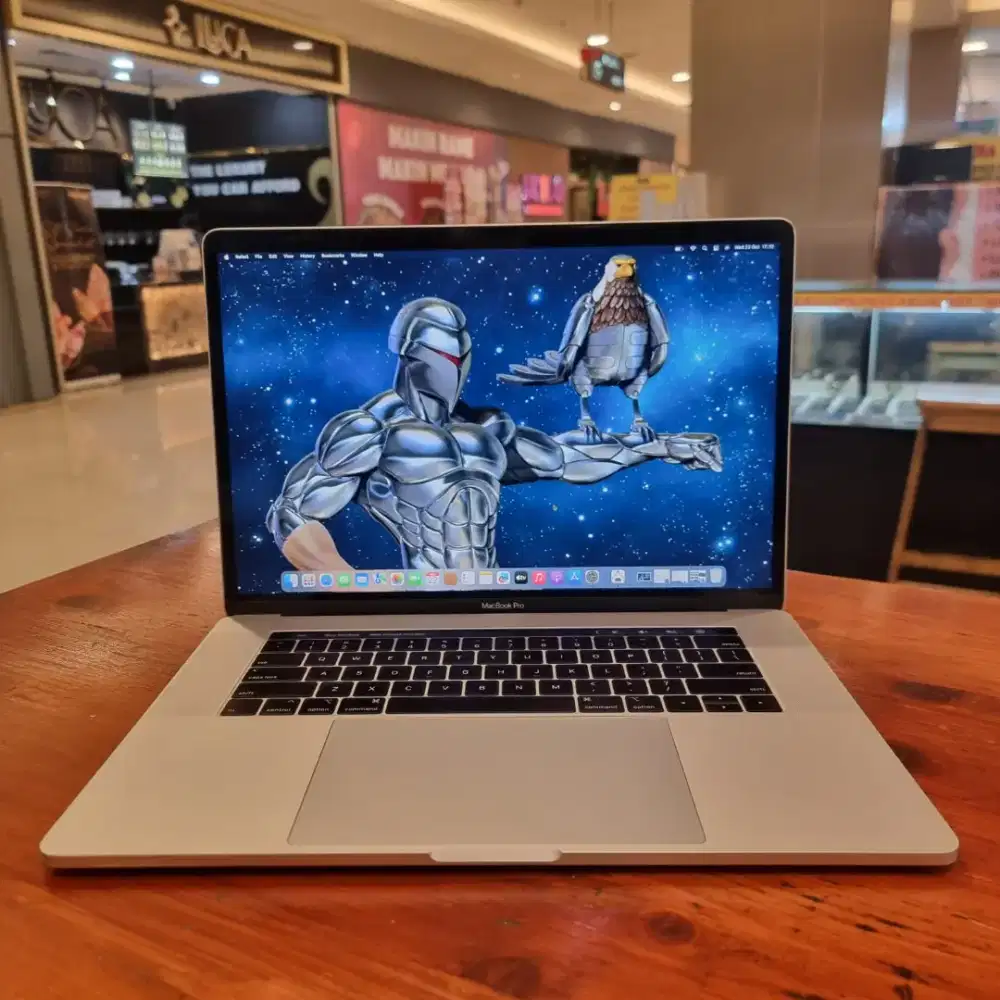 Macbook Pro Retina 13 inch 2018 i7 Ram 16GB SSD 256GB