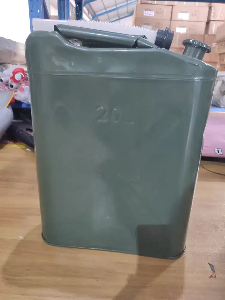 Jeringen Besi 20L