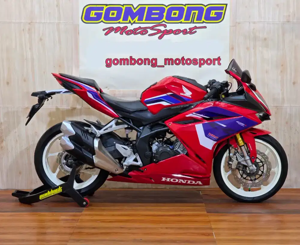 CBR 250RR TRICOLOR ABS SP QS 2021