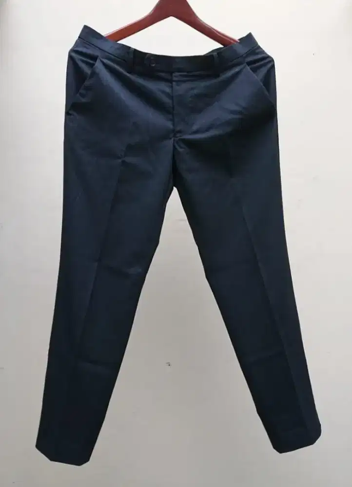 Celana Panjang Kerja Formal Slim Fit Work Pants Abu Abu Tua Size 31