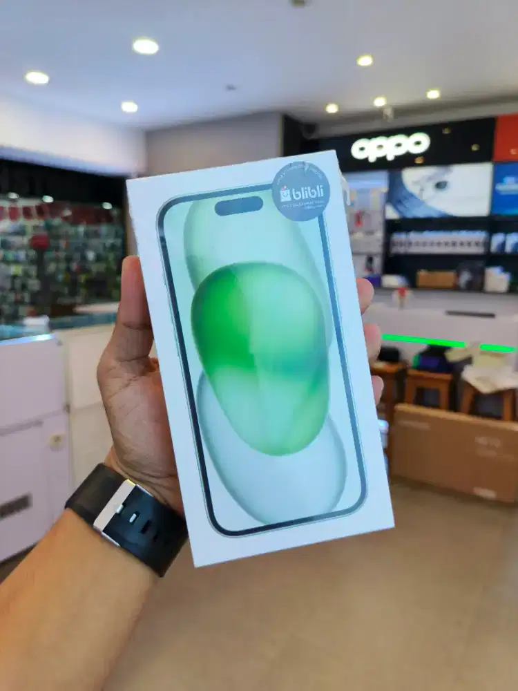 IPhone 15 128GB New Garansi Blibli + Garansi Kerusakan 1 Tahun