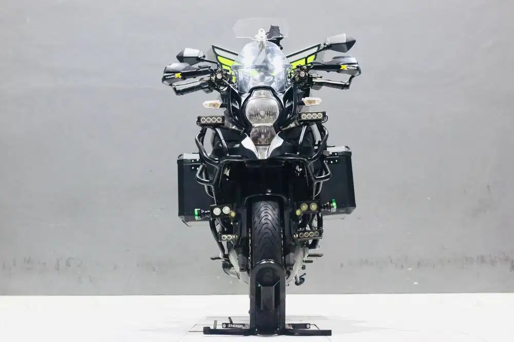 Kawasaki versys 650 like new BMW GS 310 himalaya CB 500X er6n