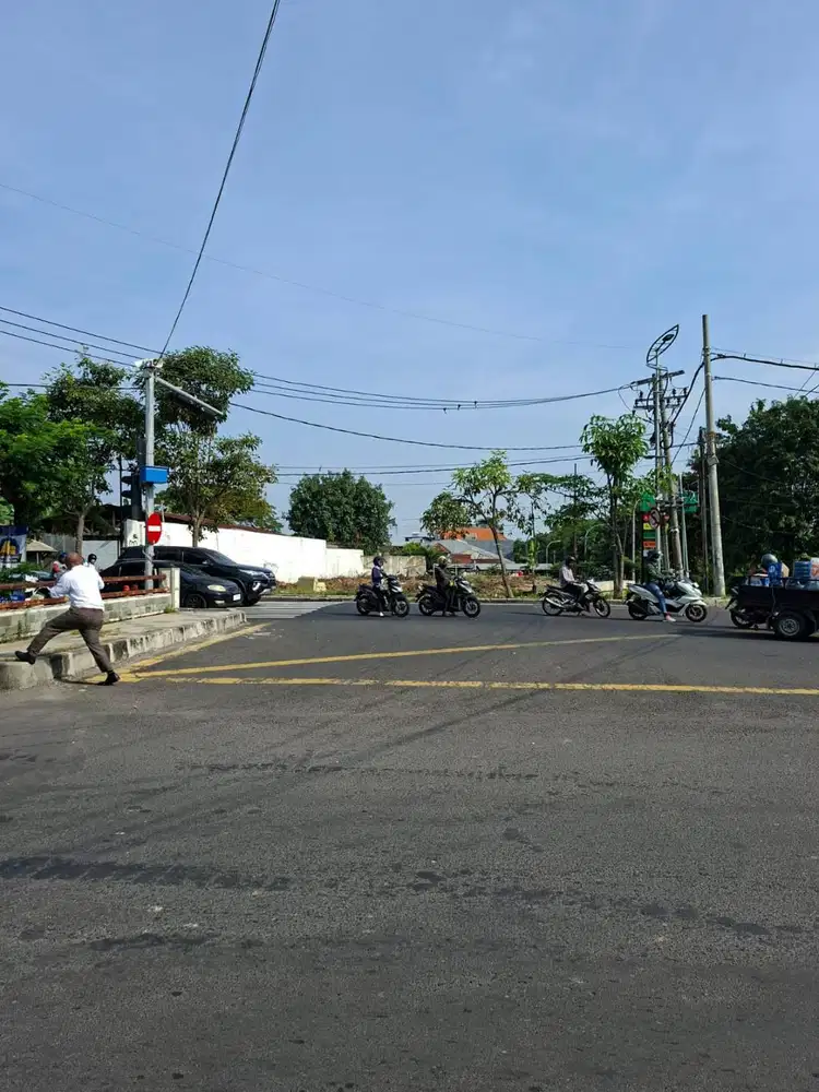 Tanah Komersial Area Wiyung Pakuwon Indah Royal Residence Surabaya
