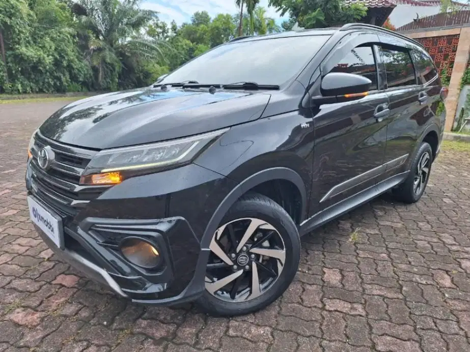 TOYOTA RUSH 1.5 S GR SPORT BENSIN AT 2022 KTYI