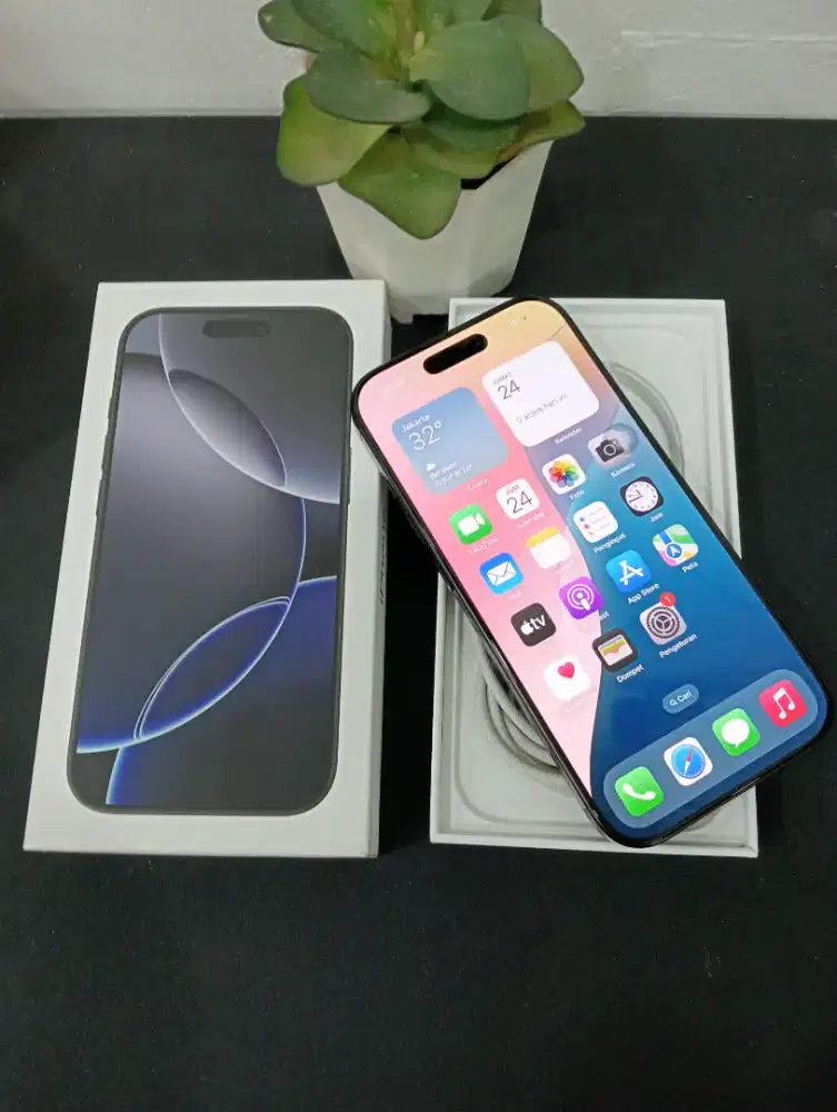 iPhone 16pro 128GB Black ex iBox