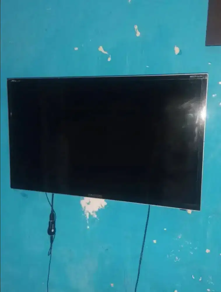 Tv digital Polytron 32in gaperlu pake setbox