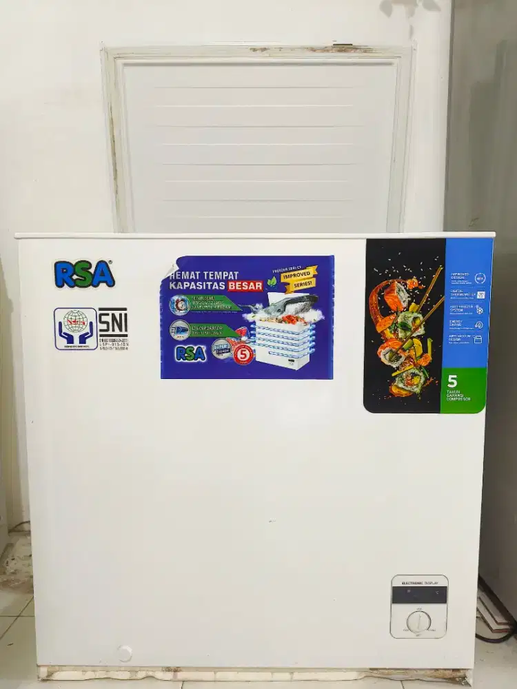 Kulkas Freezer Box merek RSA