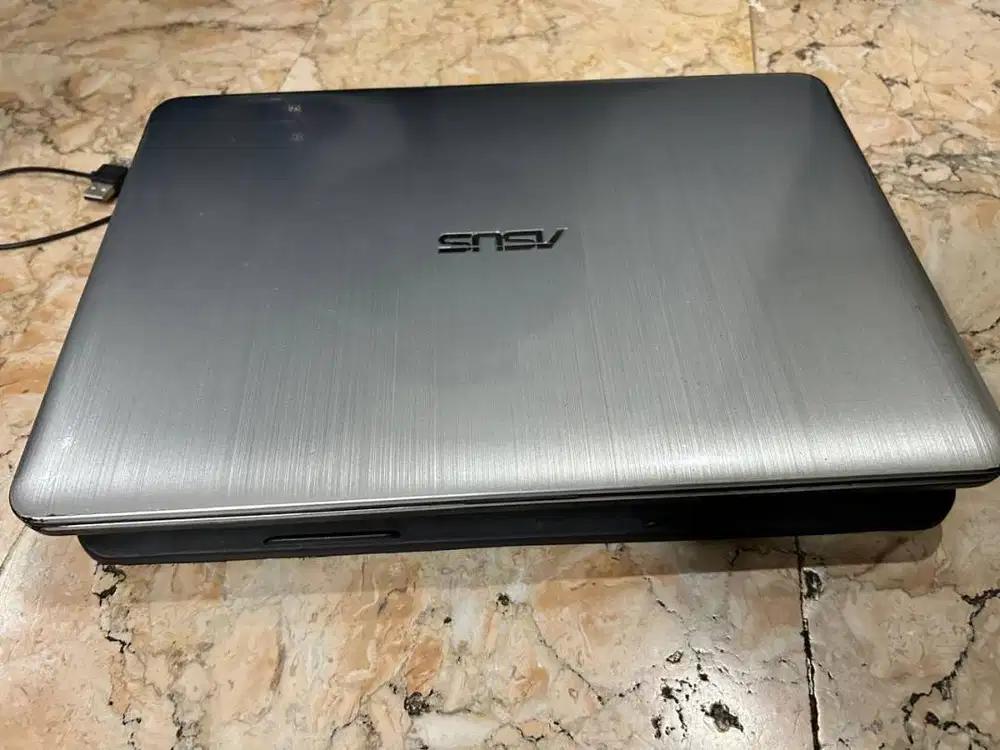 JUAL LAPTOP ASUS SECOND