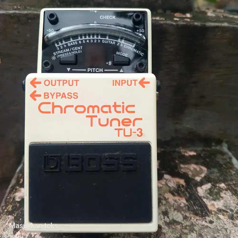 BOSS TU 3 CHROMATIC TUNER