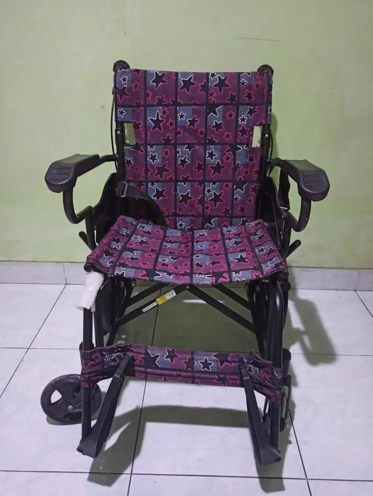 DIJUAL Kursi Roda Travel Lipat - Kondisi Bagus