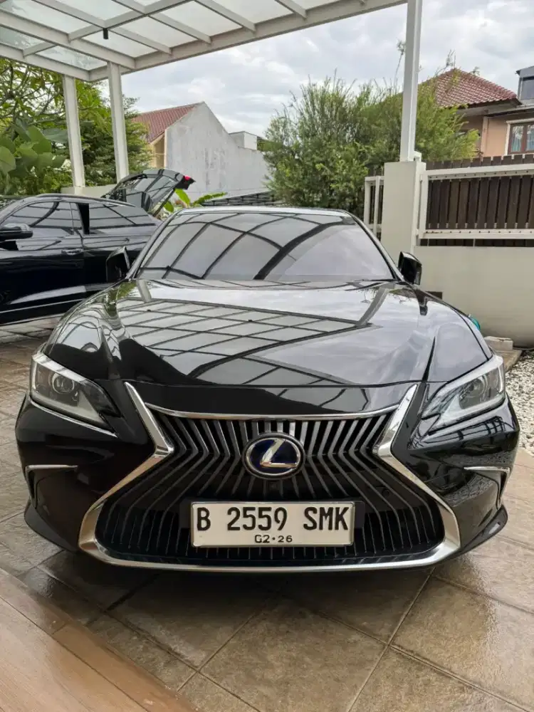 Lexus es 300h Ultra Luxury 2021 Automatic A/T