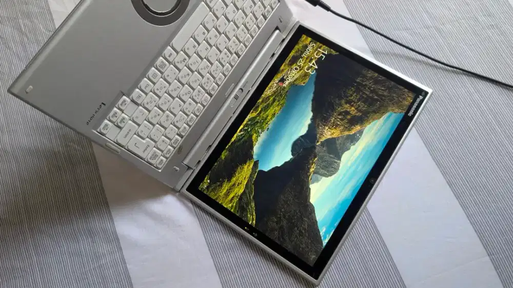 Panasonic CF-XZ