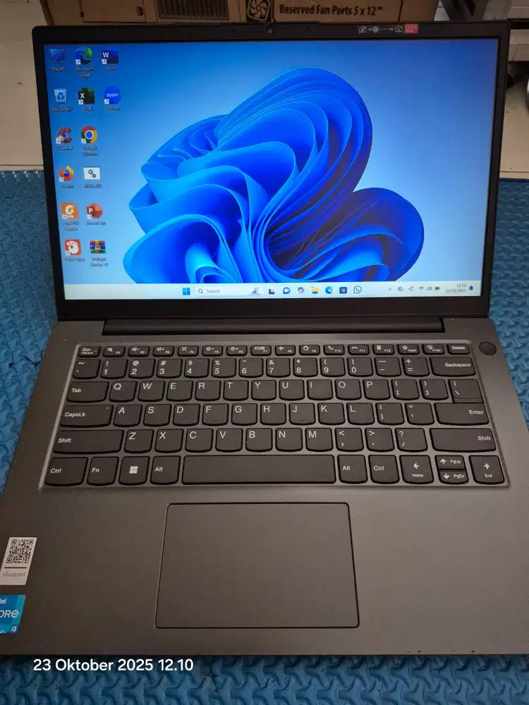 LAPTOP Lenovo V14 G3 IAP