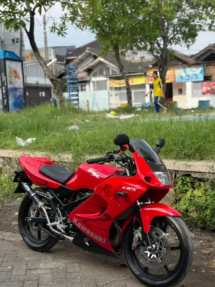 Kawasaki Ninja RR CBU aka ZX thn 2005 fullspec fullset pajak isi mulus