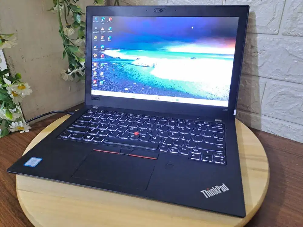 Lenovo Thinkpad X220 Intel Core i7-8550U RAM 16GB SSD 256GB 12.5 Inch