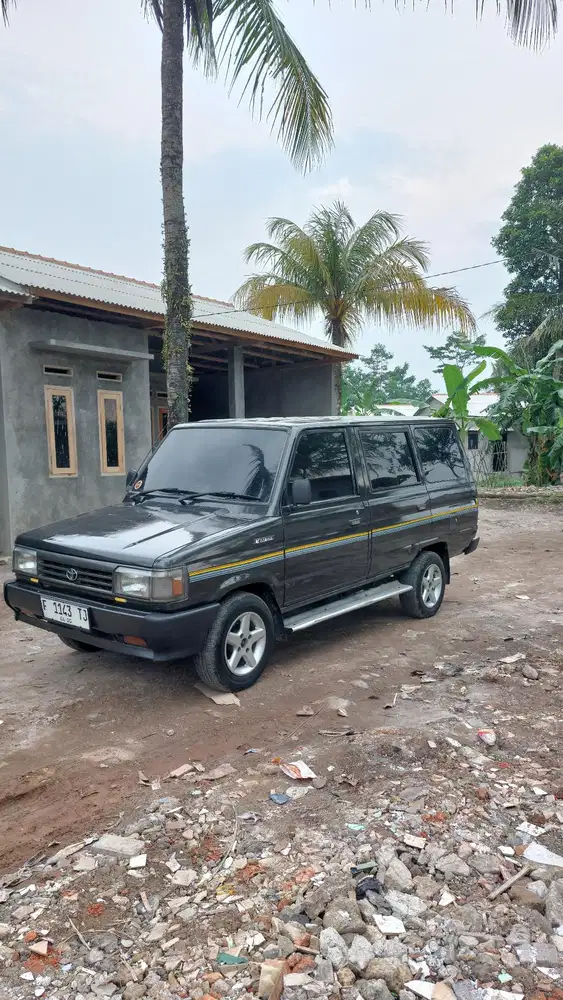 Toyota Kijang 1992 Bensin