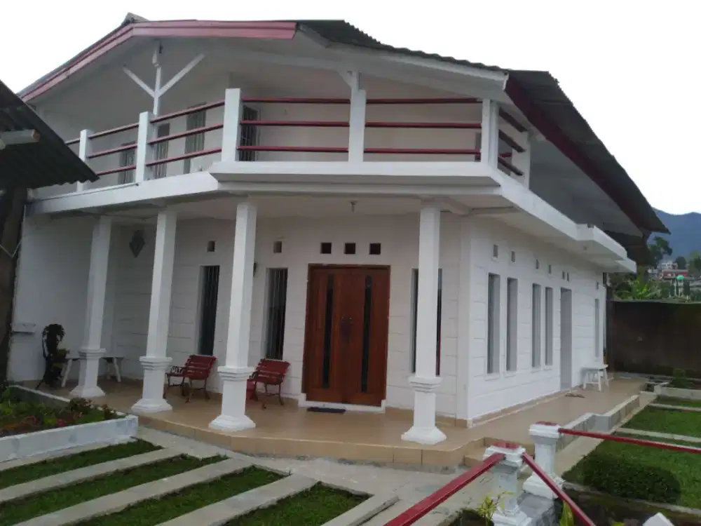 Dijuarl rumah Pasirhaur Cipanas Puncak siap huni
