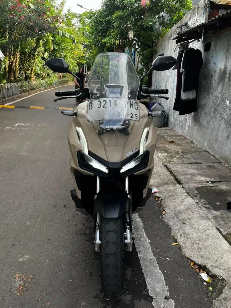 ADV 160 ABS Warna Spesial Coklat, JUAL CEPET MAU PINDAH KE LN !!!