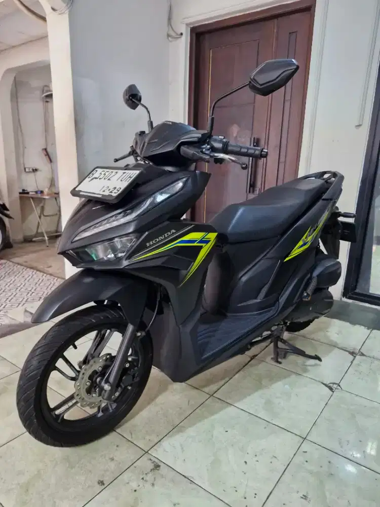 VARIO 125 2024, B DKI, GRATIS BALIK NAMA, MESIN SEHAT, GRESS BERTENAGA