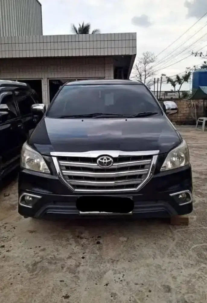 Toyota Kijang Inova G 2010