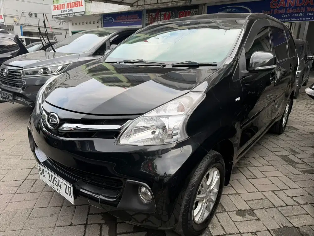 Xenia R 1.3 manual 2013