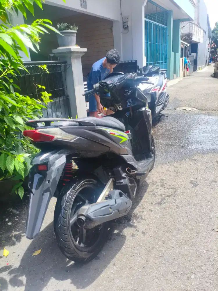 Vario hitam 2015 cepat