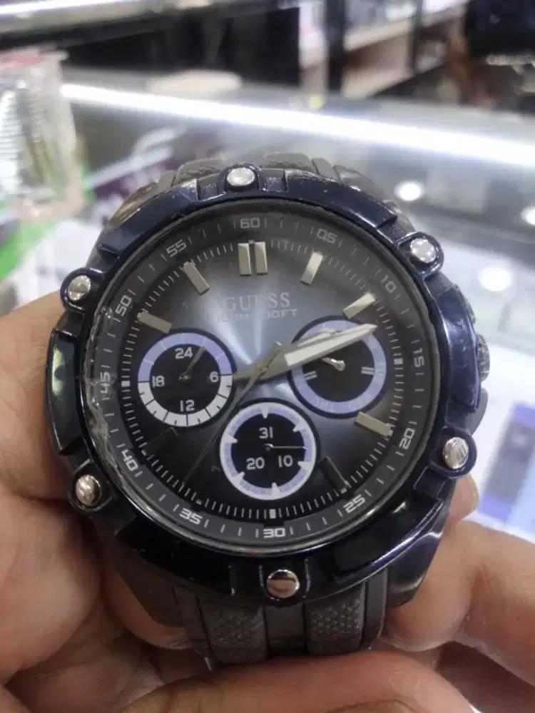 Jam tangan guess