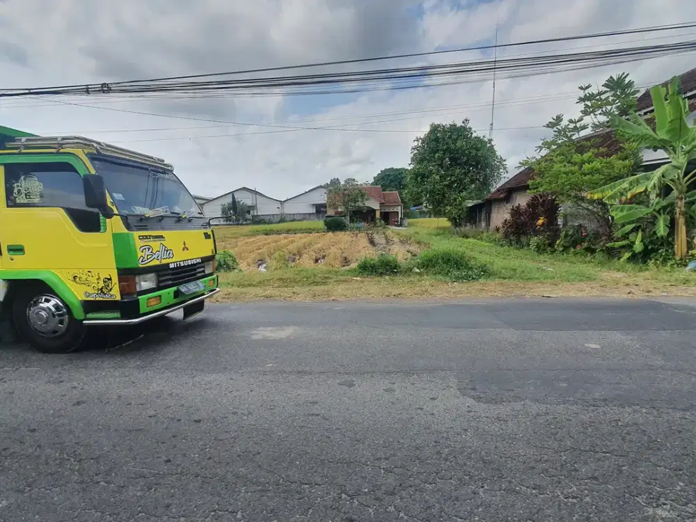 Kalitirto Berbah, Tanah Sleman Jogja, dekat Transmart Maguwo