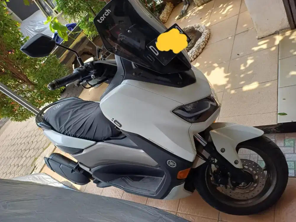 NMax New 2021 Plat D
