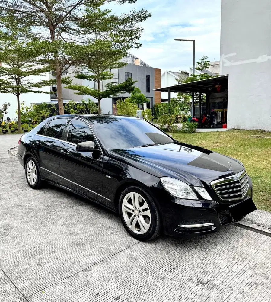 [KM 30 RB] Mercedes Benz E250 Avantgarde 2011/2012 Antik Simpanan E300