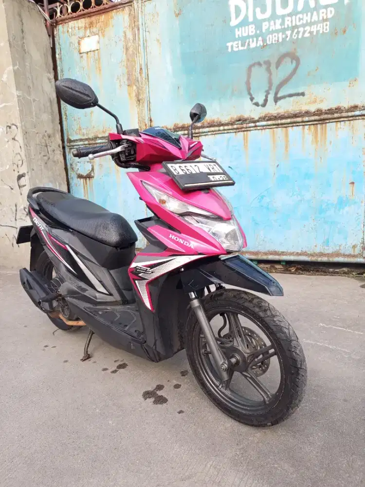 Beat magenta pajak idup panjng lengjap