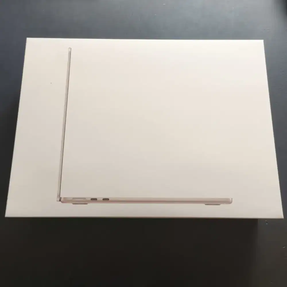 MACBOOK AIR M4 13 INCH 16/256GB STARLIGHT GARANSI RESMI