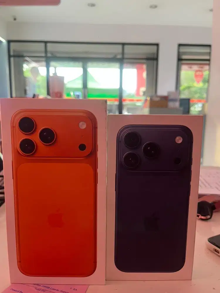 Iphone 17 pro deep blue